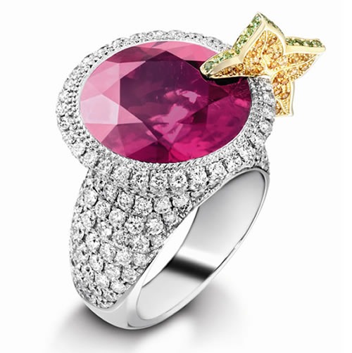 Piaget-Anillo-inspiracion-coctel-Cosmopolitan Piaget-Anillo-inspiracion-coctel-Cosmopolitan